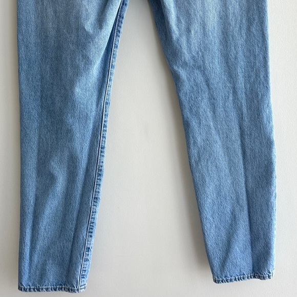 Levi’s 512 Classic Slim Fit Tapered Jeans, Light Wash Denim, W33 L30 - Picture 16 of 16